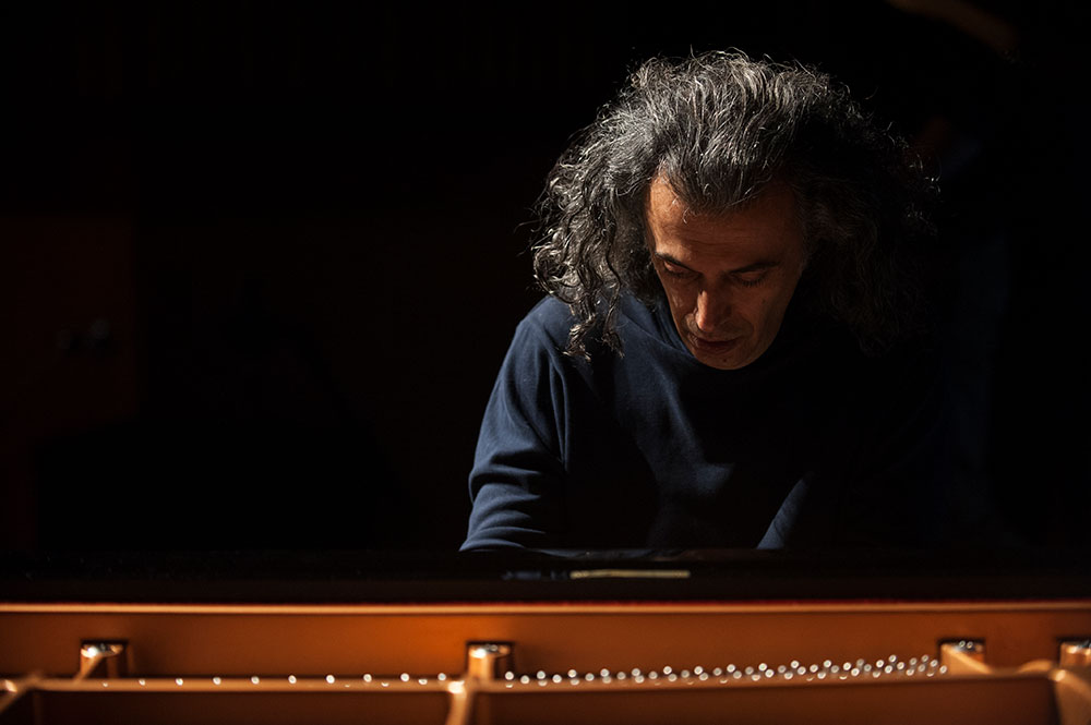 پیمان یزدانیان آلبوم موسیقی گذر